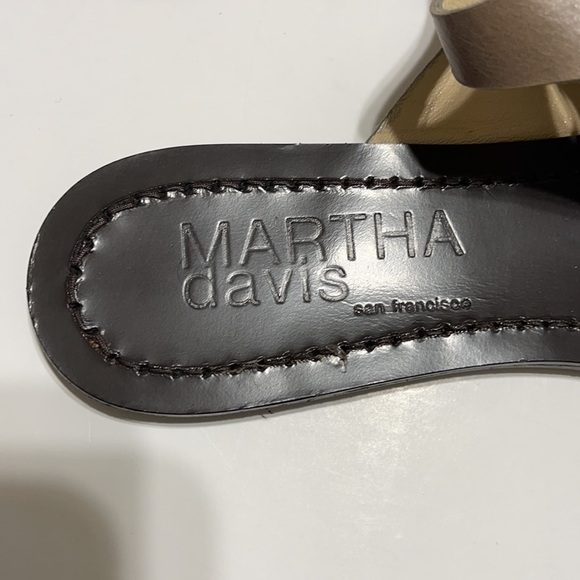 Martha Davis Pewter Flat Sandals Italy Size 7 - Picture 7 of 12